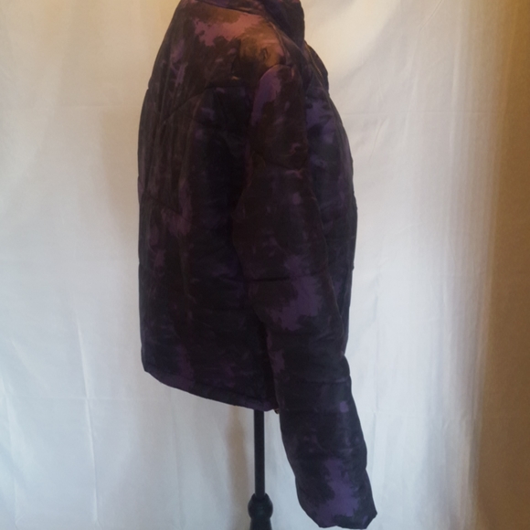 Know One Cares tie dye puffer jacket - Picture 3 of 8